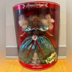 Vintage 1995 Happy Holidays Special Edition Barbie Doll #14123 Mattel